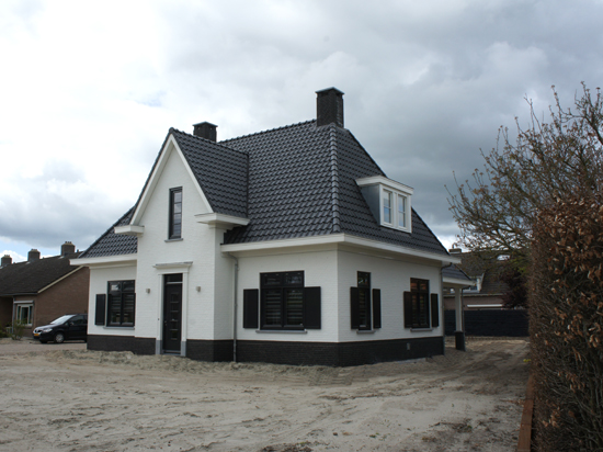 De bouw van een herenhuis in Kerkwijk is nagenoeg afgerond